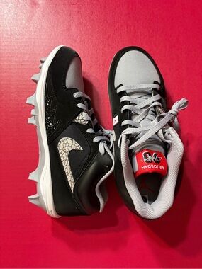 Jordan Stadium 90 Low TD Football Cleats Sz10 Black Cement Grey HQ0210-060 Men**